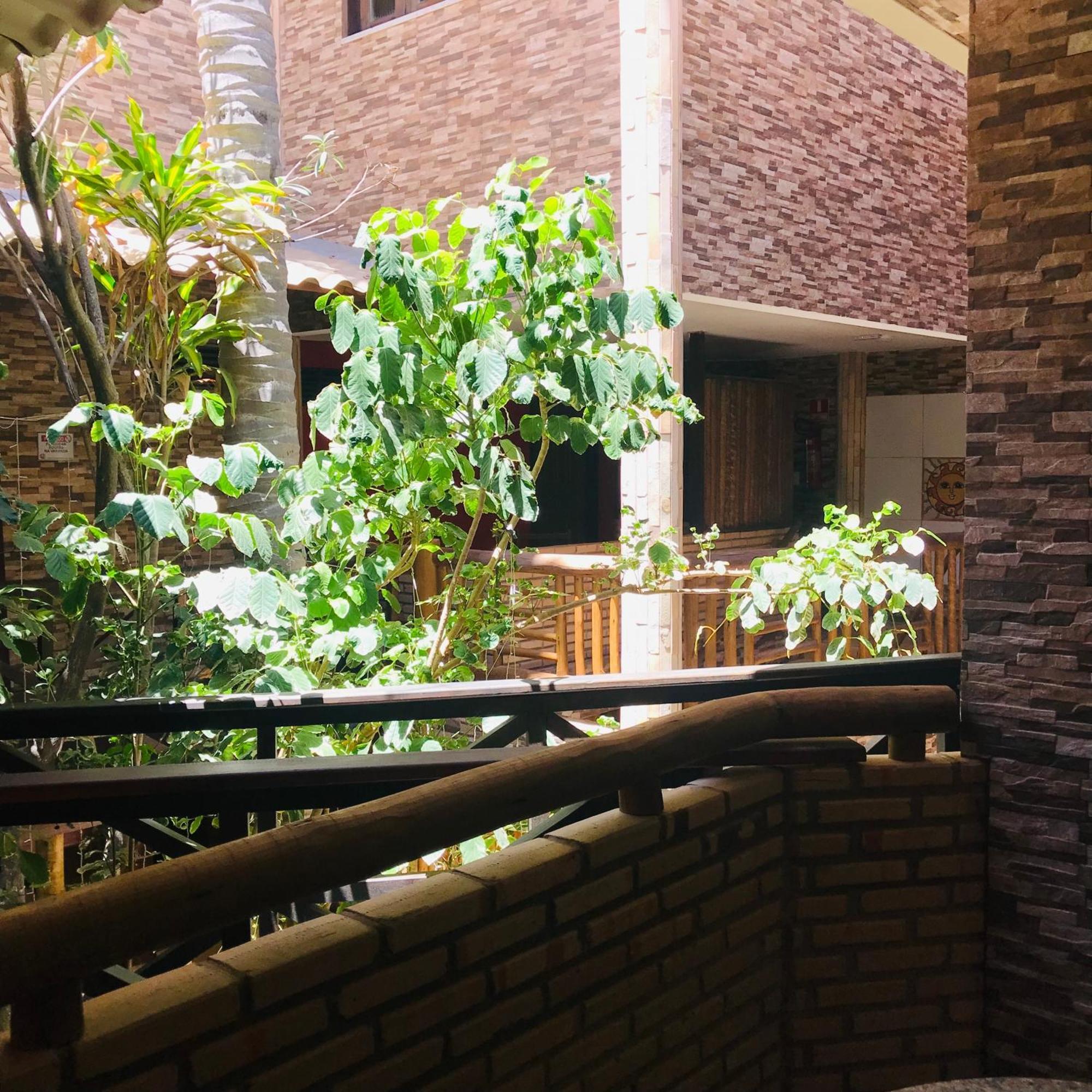 Hotel Pousada Latitude Canoa Quebrada Extérieur photo