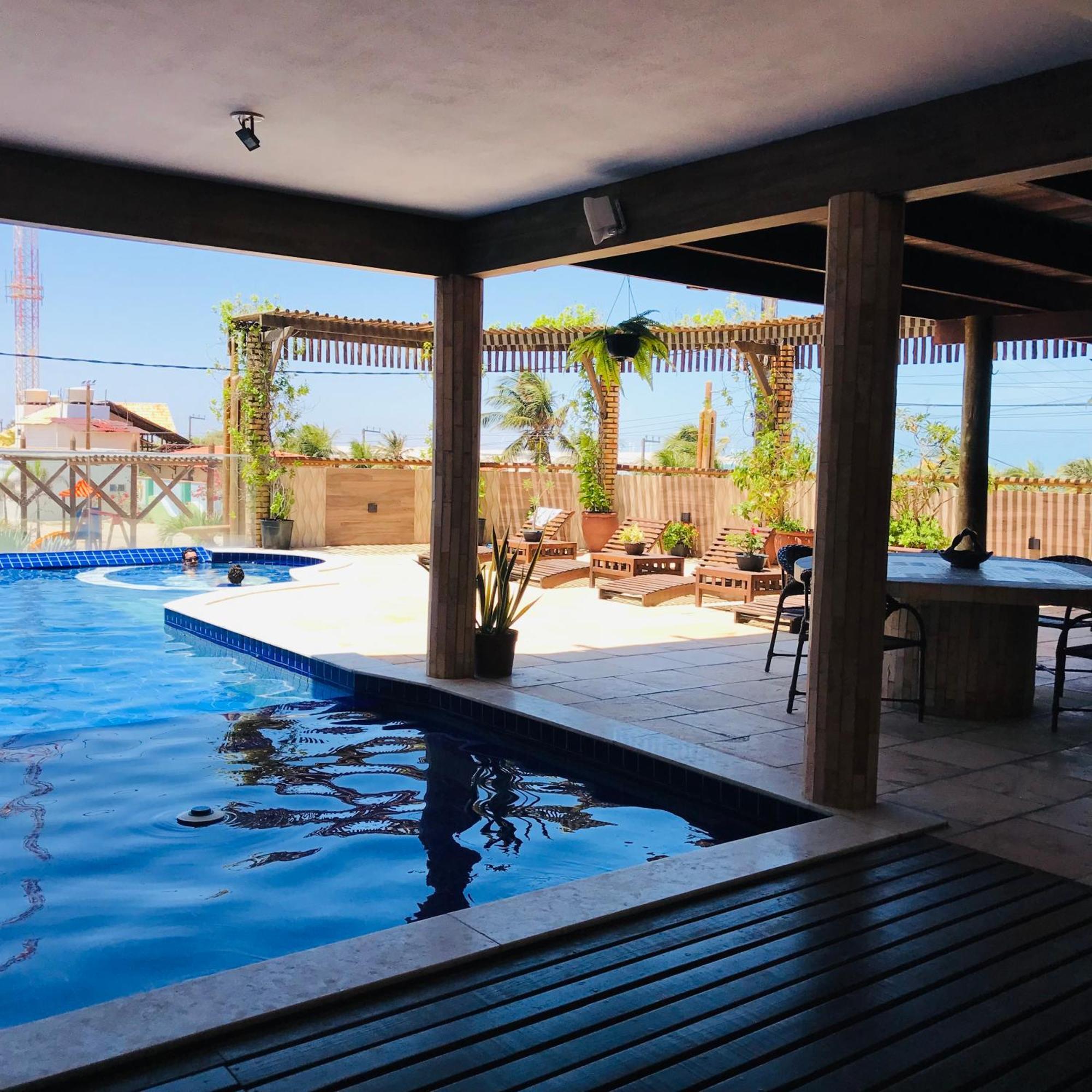 Hotel Pousada Latitude Canoa Quebrada Extérieur photo