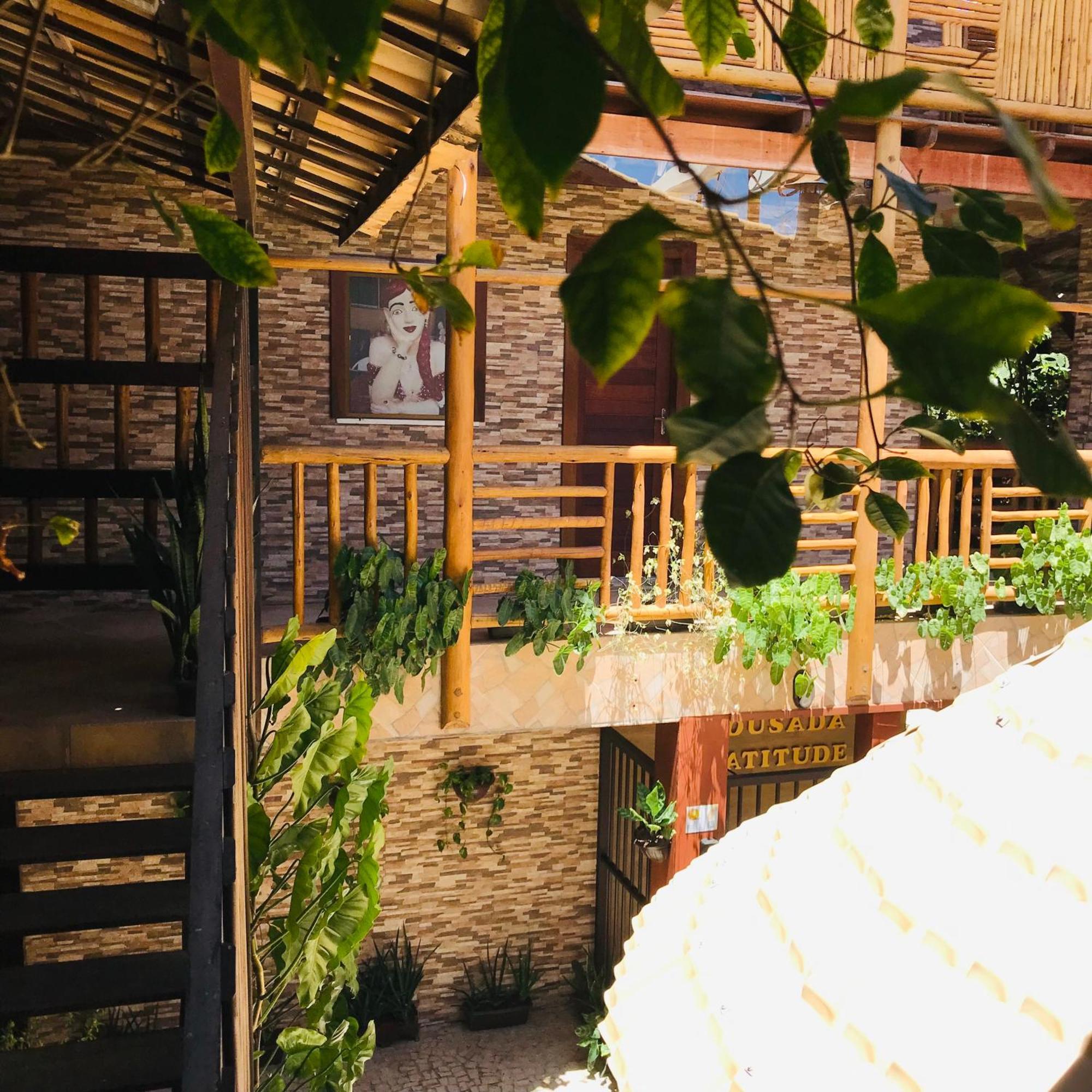 Hotel Pousada Latitude Canoa Quebrada Extérieur photo